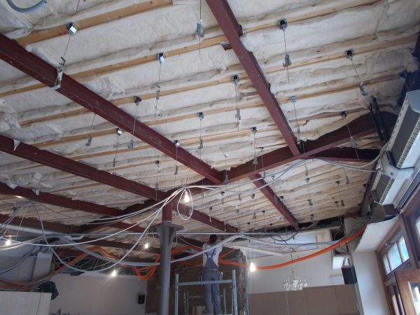 Monimuotoinen tärinänvaimennusjousitus Vibro-CH mini