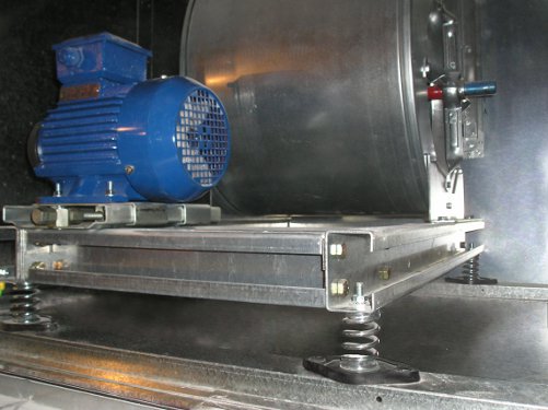 Vibro-AM- Vapaasti seisova jousikiinnikke